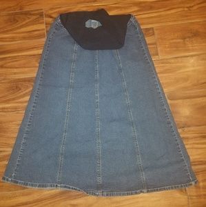 Maternity jean skirt size M